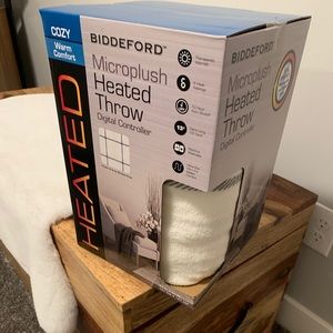 Brand new Heated Throw!